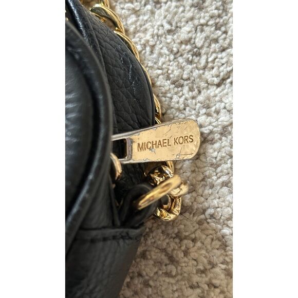 Michael Kors Fulton Large Pebbled Leather Crossbody Bag - Picture 5 of 8